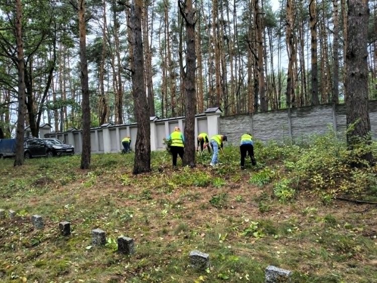 Żydowski cmentarz w&nbsp;Ulanowie uporządkowany w&nbsp;ramach programu „Pamięć Pogranicza”