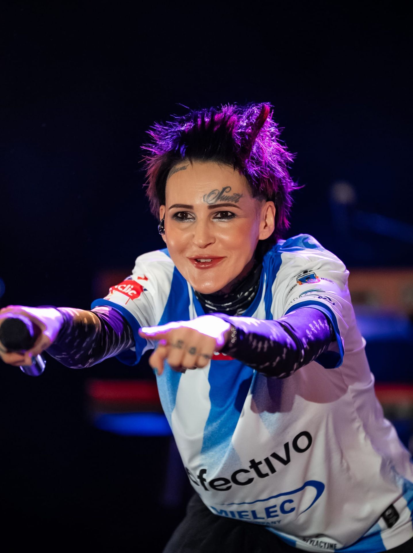 Agnieszka Chylińska zaśpiewała w barwach Stali Mielec 2 - Polskie Radio Rzeszów Agnieszka Chylińska zaśpiewała w barwach Stali Mielec - Polskie Radio Rzeszów