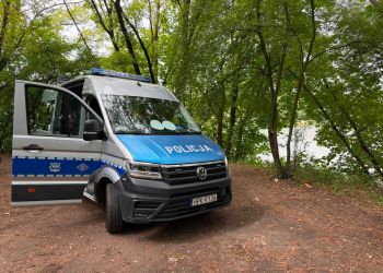 Ciało mężczyzny w&nbsp;rzeszowskiej Żwirowni, służby ratownicze w&nbsp;akcji