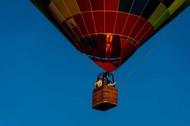 102 załogi wystartowały w pierwszym locie Balonowych Mistrzostw Świata w Krośnie - Polskie Radio Rzeszów
