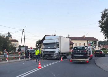 [AKTUALIZACJA] Wypadek na&nbsp;DK 19 w&nbsp;Niebylcu. Jedna osoba ranna, wprowadzono ruch wahadłowy