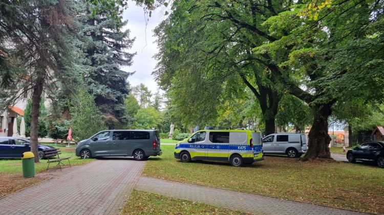 Atak nożownika na&nbsp;terenie opactwa w&nbsp;Jarosławiu. Jedna osoba nie&nbsp;żyje, cztery osoby ranne! [AKTUALIZACJA]
