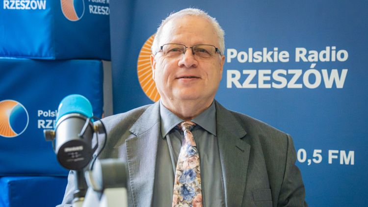 Dzień bez Samochodu w Rzeszowie. Prof. Eugeniusz Moczuk o miejskiej mobilności 1 - Polskie Radio Rzeszów Dzień bez Samochodu w Rzeszowie. Prof. Eugeniusz Moczuk o miejskiej mobilności