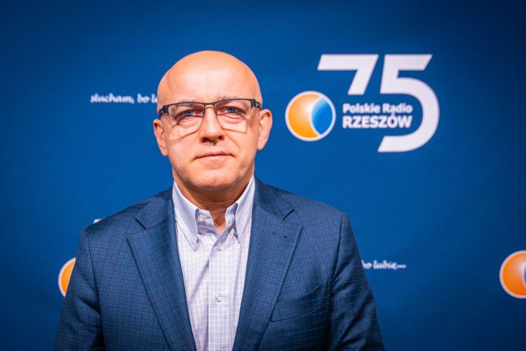 D. Tworzydło: Nowe technologie zmieniły komunikację 1 - Polskie Radio Rzeszów D. Tworzydło: Nowe technologie zmieniły komunikację