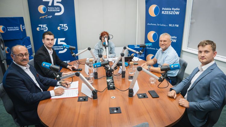 Debata kandydatów na burmistrza Tyczyna w Polskim Radiu Rzeszów 1 - Polskie Radio Rzeszów Debata kandydatów na burmistrza Tyczyna w Polskim Radiu Rzeszów