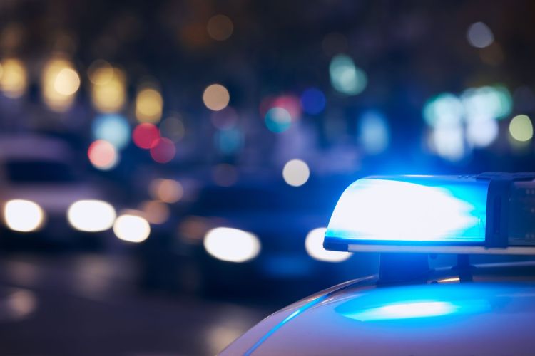 Dwie osoby poszkodowane po zderzeniu w Cieklinie. Fiat dachował 1 - Polskie Radio Rzeszów Dwie osoby poszkodowane po zderzeniu w Cieklinie. Fiat dachował