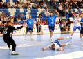 Handball Stal Mielec przegrała z&nbsp;Wisłą Płock. Wyjątkowy gest dla redaktora Roberta Pytki