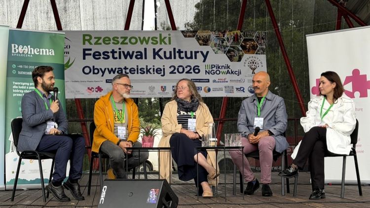III Piknik NGO w Rzeszowie. Organizacje społeczne zaprezentowały swoją działalność 1 - Polskie Radio Rzeszów III Piknik NGO w Rzeszowie. Organizacje społeczne zaprezentowały swoją działalność