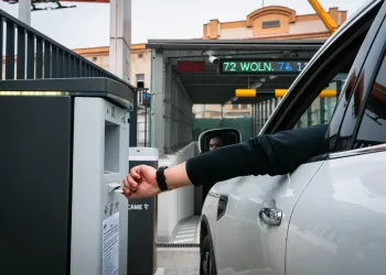 Kiss&Ride przy dworcu PKP w&nbsp;Rzeszowie? Taksówkarze chcą miejsca do&nbsp;krótkiego postoju