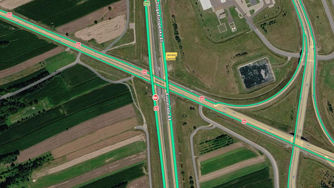 Kolizja na A4 w Mirocinie. Zderzyły się laweta i cysterna 2 - Polskie Radio Rzeszów Kolizja na A4 w Mirocinie. Zderzyły się laweta i cysterna - Polskie Radio Rzeszów