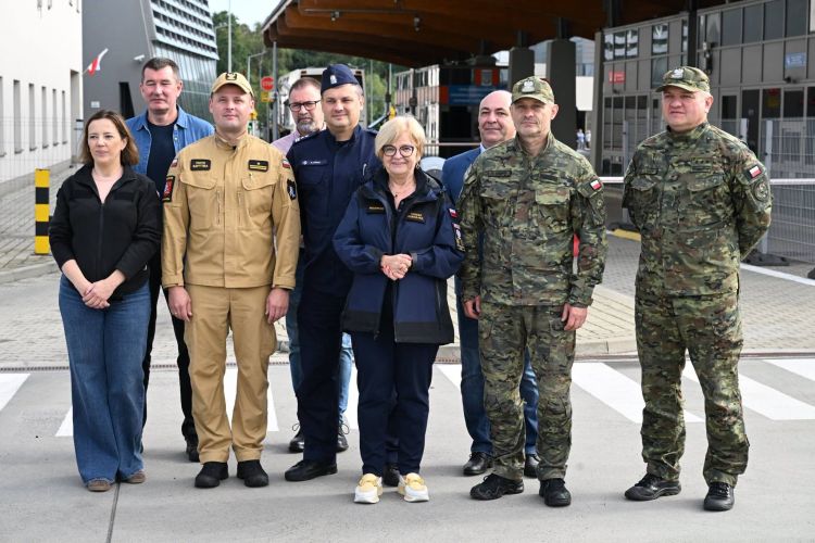 Kontrola bezpieczeństwa na przejściach granicznych w regionie. Sprawdzono procedury 1 - Polskie Radio Rzeszów Kontrola bezpieczeństwa na przejściach granicznych w regionie. Sprawdzono procedury