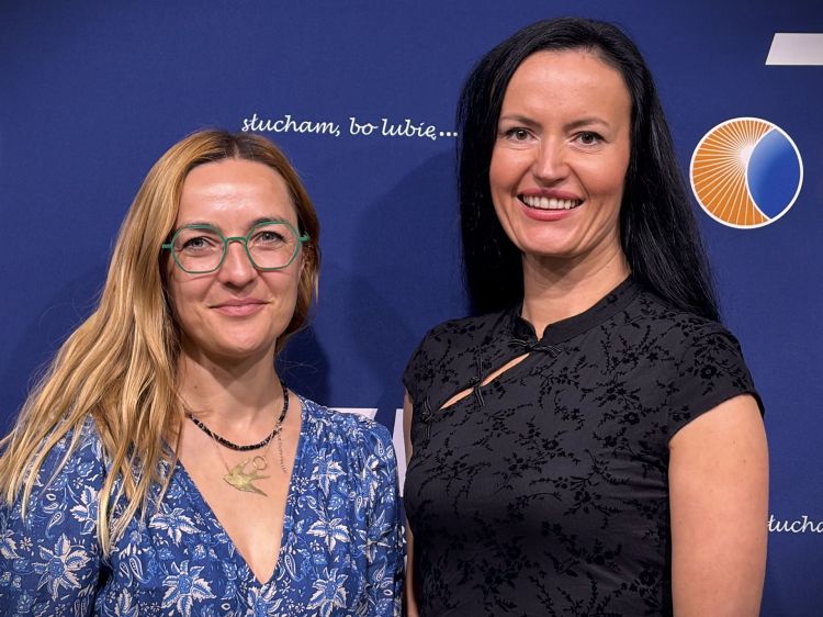 Malarstwo, pasja, kobiecość. Renata Masłyk i&nbsp;Agnieszka Danecka o&nbsp;wspólnym projekcie