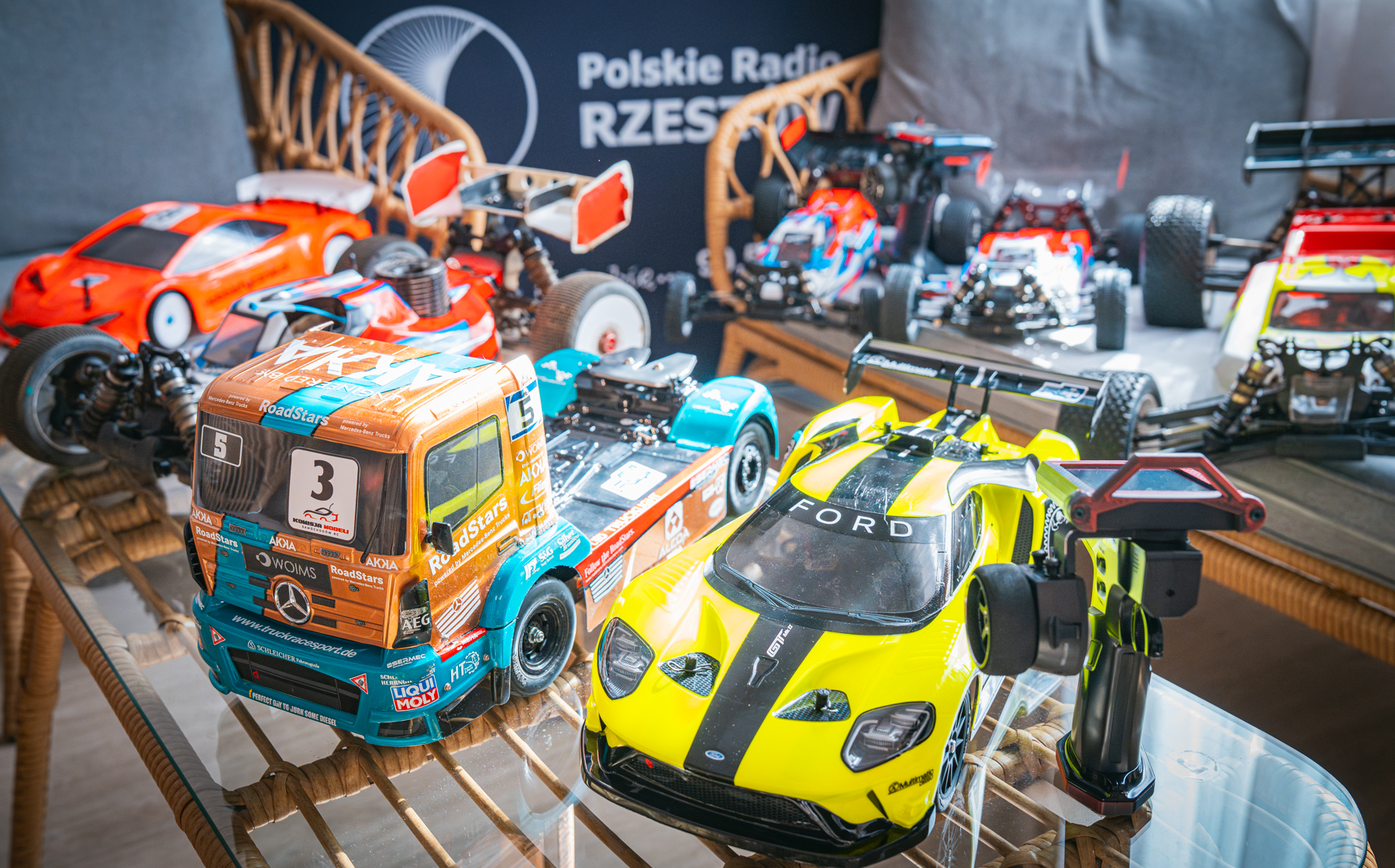 Modele RC to nie tylko zabawa. Pasjonaci z RC Rzeszów o wyścigach i budowie samochodów - Polskie Radio Rzeszów