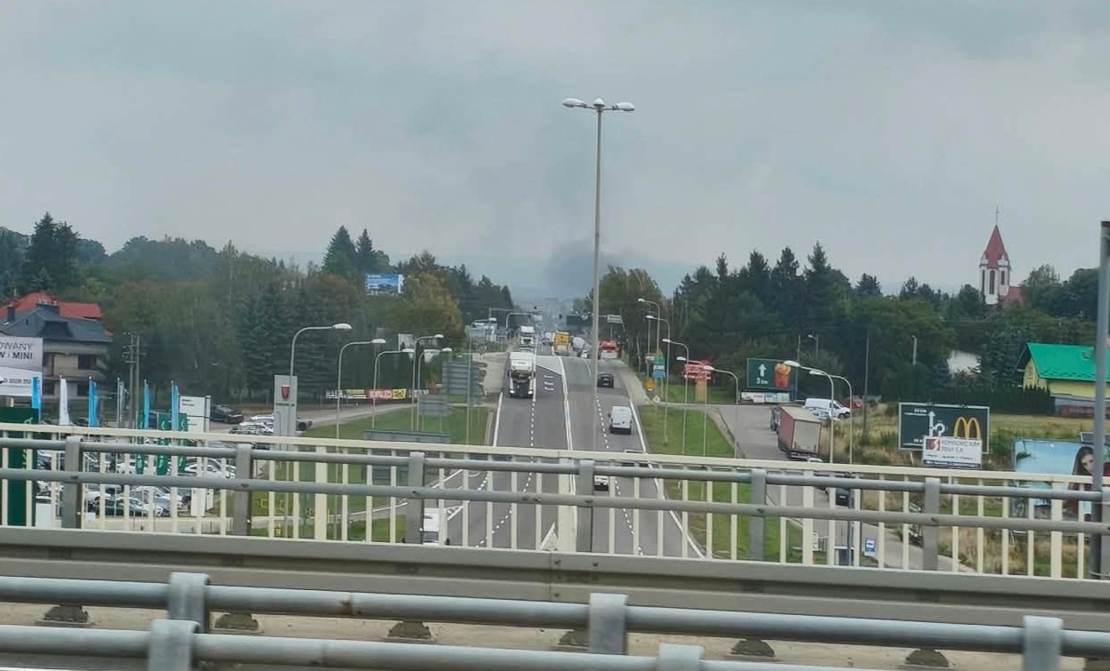 Pożar przy ul. Broniewskiego w Rzeszowie. Kilka osób pod opieką medyków [AKTUALIZACJA] - Polskie Radio Rzeszów