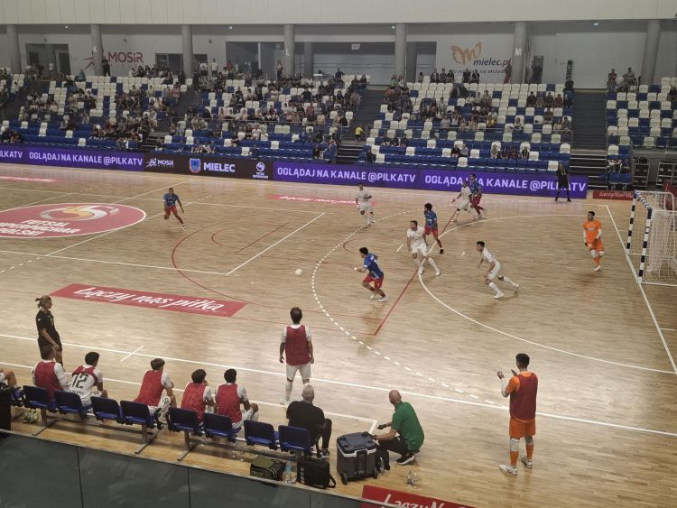 Superpuchar Polski w futsalu w Mielcu. Triumfy Piasta i Nowego Świtu 1 - Polskie Radio Rzeszów Superpuchar Polski w futsalu w Mielcu. Triumfy Piasta i Nowego Świtu