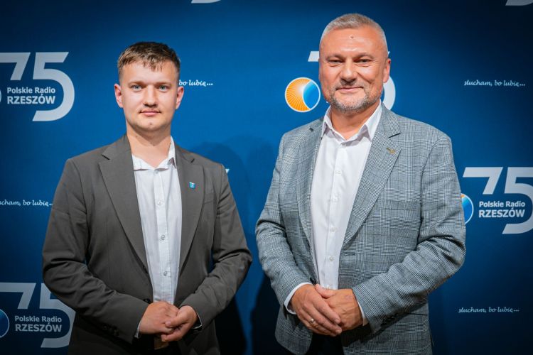 Tyczyn wybierze burmistrza. Michałek i Surówka w drugiej turze 1 - Polskie Radio Rzeszów Tyczyn wybierze burmistrza. Michałek i Surówka w drugiej turze