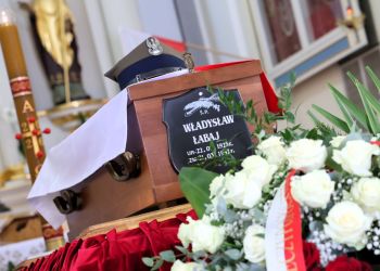 Władysław Łabaj spoczął w Sędziszowie Małopolskim. Żołnierz AK i WiN pochowany po 74 latach 3 - Polskie Radio Rzeszów Władysław Łabaj spoczął w Sędziszowie Małopolskim. Żołnierz AK i WiN pochowany po 74 latach