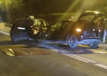 Zderzenie trzech samochodów na&nbsp;Staroniwskiej w&nbsp;Rzeszowie. Osiem osób trafiło do&nbsp;szpitala