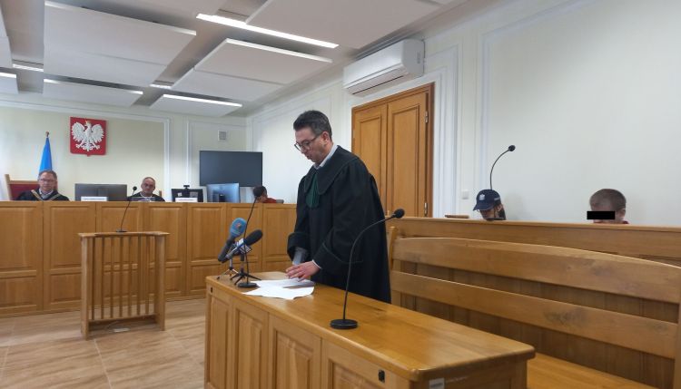 Zgwałcenie i&nbsp;zabójstwo 84-latki w&nbsp;Hyżnem. Sąd odroczył ogłoszenie wyroku