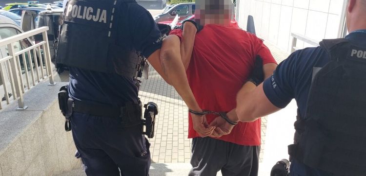59-letni bezdomny zmarł po&nbsp;pobiciu w&nbsp;Jaśle. Tymczasowy areszt dla trzech mężczyzn