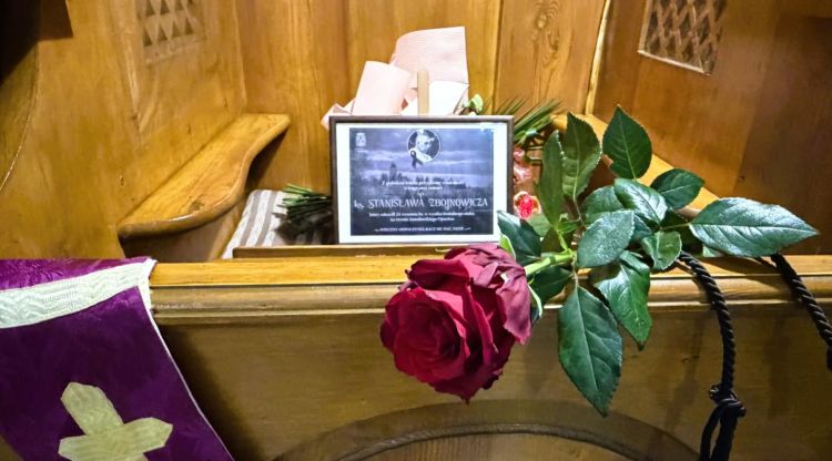 „24 września”. Reportaż Iwony Piętak o&nbsp;tragicznym ataku w&nbsp;jarosławskim Opactwie