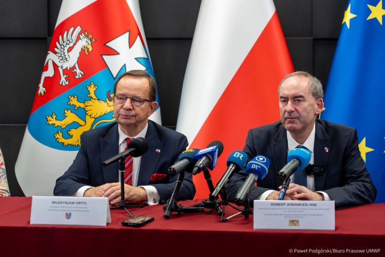 Podkarpacie i Bawaria zacieśniają współpracę. Niemieccy przedsiębiorcy w Rzeszowie 1 - Polskie Radio Rzeszów Podkarpacie i Bawaria zacieśniają współpracę. Niemieccy przedsiębiorcy w Rzeszowie
