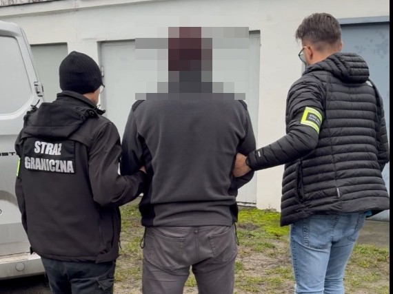 Fałszywe dokumenty dla cudzoziemców. 23 osoby z zarzutami - Polskie Radio Rzeszów