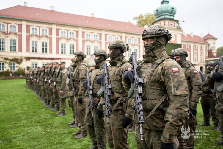 69 ochotników złożyło przysięgę wojskową w&nbsp;Łańcucie. To&nbsp;61. przysięga 3 PBOT