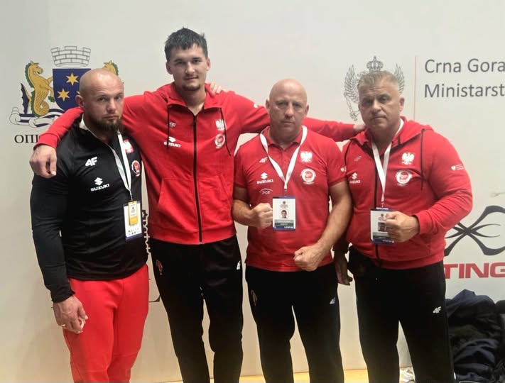 Aleksander Sikora w ćwierćfinale Mistrzostw Świata Juniorów w Boksie. Pokonał mistrza Indii 1 - Polskie Radio Rzeszów Aleksander Sikora w ćwierćfinale Mistrzostw Świata Juniorów w Boksie. Pokonał mistrza Indii