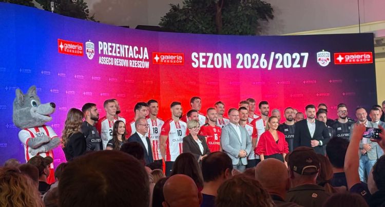 Asseco Resovia i&nbsp;DevelopRes Rzeszów zaprezentowane kibicom. Czas na&nbsp;nowy sezon