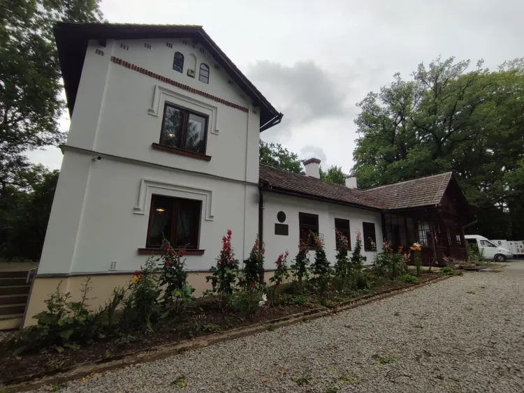 Muzeum Marii Konopnickiej w&nbsp;Żarnowcu z&nbsp;nowym obiektem. Będą sale wystawowe i&nbsp;magazyny