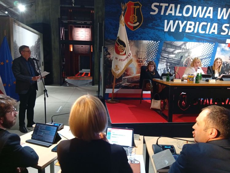 Małe reaktory jądrowe w Stalowej Woli. Cztery SMR-y i obawy mieszkańców 3 - Polskie Radio Rzeszów Małe reaktory jądrowe w Stalowej Woli. Cztery SMR-y i obawy mieszkańców - Polskie Radio Rzeszów