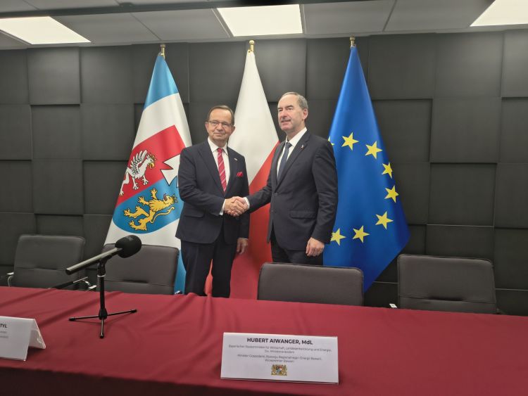 Podkarpacie i Bawaria zacieśniają współpracę. Niemieccy przedsiębiorcy w Rzeszowie 2 - Polskie Radio Rzeszów Podkarpacie i Bawaria zacieśniają współpracę. Niemieccy przedsiębiorcy w Rzeszowie - Polskie Radio Rzeszów