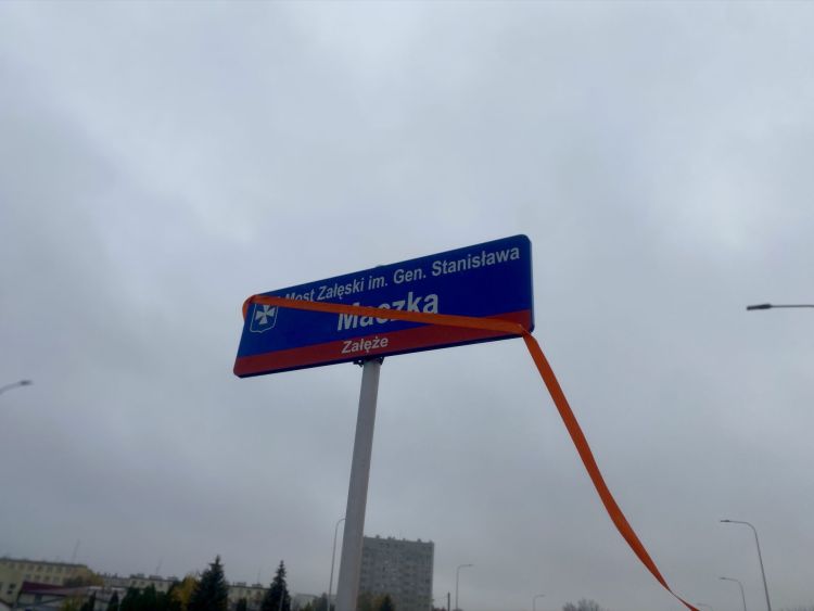 Most Załęski w Rzeszowie otrzymał imię generała Maczka. Odsłonięto tablicę - Polskie Radio Rzeszów