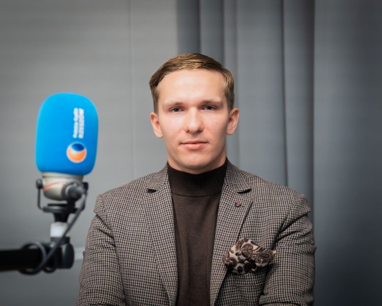 K. Pienkoś: Zbyt częste komunikaty o zagrożeniach mogą sprawić, że przestaniemy na nie reagować 1 - Polskie Radio Rzeszów K. Pienkoś: Zbyt częste komunikaty o zagrożeniach mogą sprawić, że przestaniemy na nie reagować