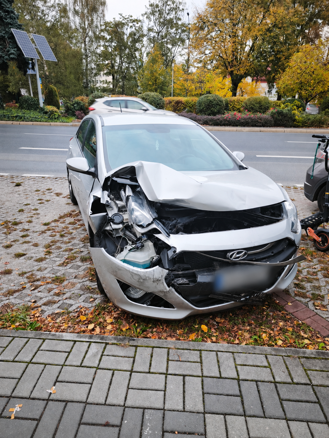 Kolizja na alei Cieplińskiego w Rzeszowie. Hyundai uderzył w tył Forda - Polskie Radio Rzeszów
