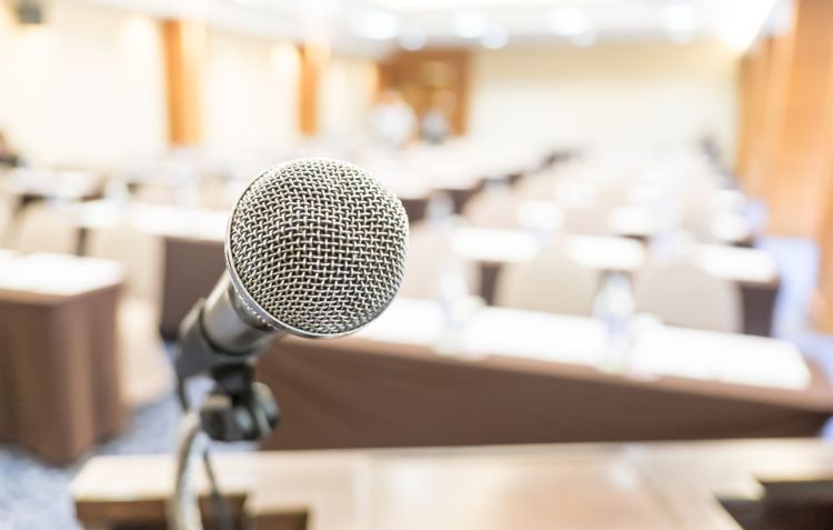 Konferencja naukowa „Miasta Kresów Dawnej Rzeczypospolitej” w Sieniawie 1 - Polskie Radio Rzeszów Konferencja naukowa „Miasta Kresów Dawnej Rzeczypospolitej” w Sieniawie