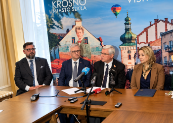 Lotnisko w Krośnie czeka rozbudowa za 44 mln zł. Powstanie radar i system antydronowy 2 - Polskie Radio Rzeszów Lotnisko w Krośnie czeka rozbudowa za 44 mln zł. Powstanie radar i system antydronowy