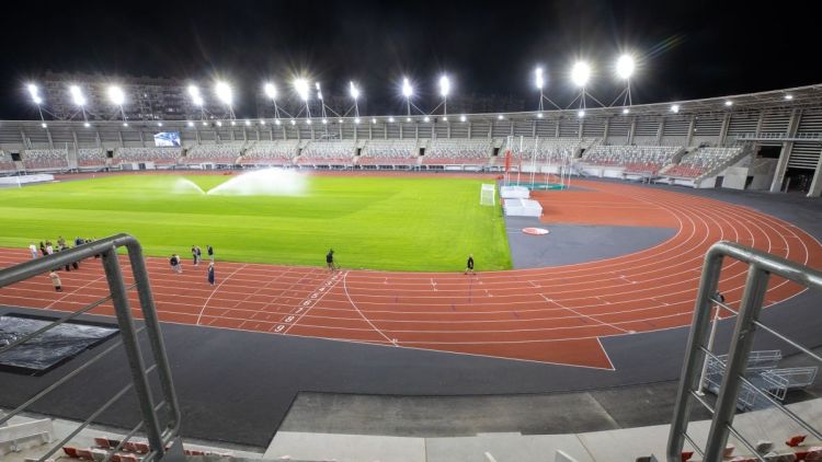 Podkarpackie Centrum Lekkiej Atletyki w Rzeszowie. Otwarcie 7 listopada 1 - Polskie Radio Rzeszów Podkarpackie Centrum Lekkiej Atletyki w Rzeszowie. Otwarcie 7 listopada