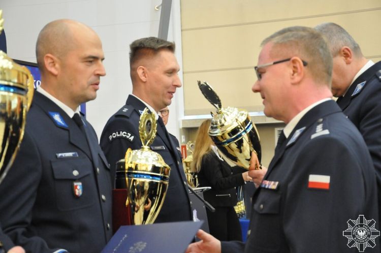 Policjant z&nbsp;Jasła na&nbsp;podium ogólnopolskich zawodów. Konrad Janusz drugi w&nbsp;Polsce