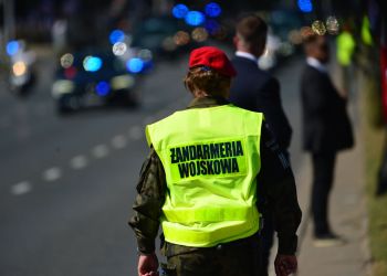 Przesyłka w&nbsp;Żandarmerii w&nbsp;Nowej Dębie. Ekspert: substancja mogła się uwolnić