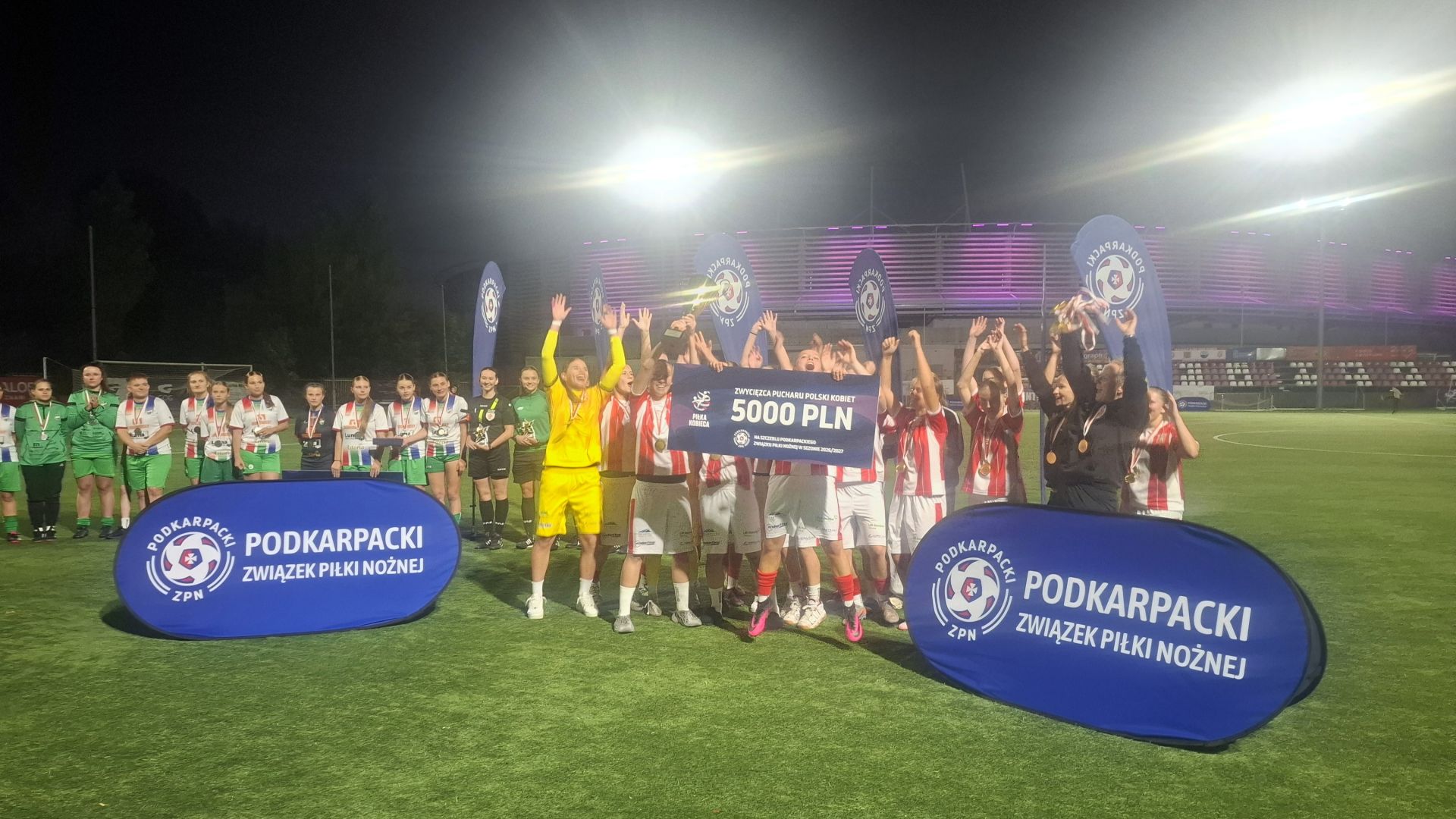 Resovia U-18 z Wojewódzkim Pucharem Polski. Pokonała Piasta Wadowice Górne 7:0 2 - Polskie Radio Rzeszów Resovia U-18 z Wojewódzkim Pucharem Polski. Pokonała Piasta Wadowice Górne 7:0 - Polskie Radio Rzeszów