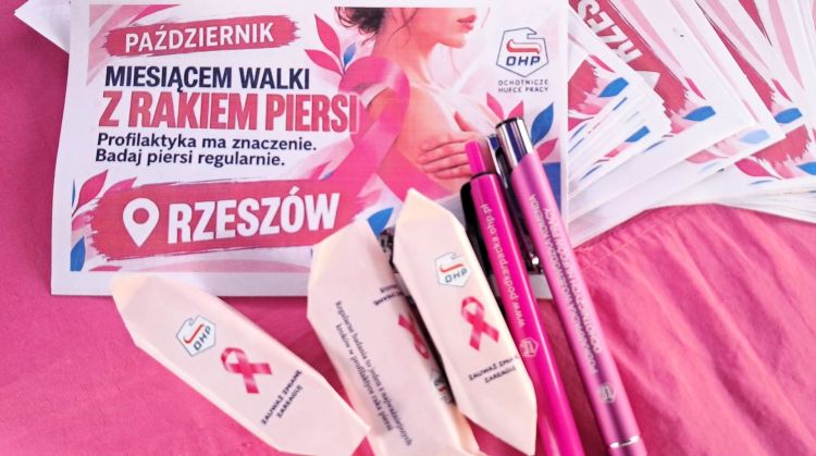 Różowy Październik w&nbsp;Rzeszowie. OHP przypominają o&nbsp;profilaktyce raka piersi