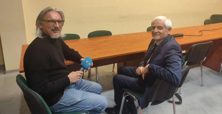 Spór o Trybunał Konstytucyjny i neosędziów. Jak rozwiązać kryzys w sądownictwie? 1 - Polskie Radio Rzeszów Spór o Trybunał Konstytucyjny i neosędziów. Jak rozwiązać kryzys w sądownictwie?