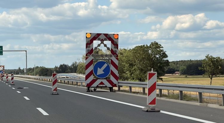 Utrudnienia na&nbsp;autostradzie A4 w&nbsp;Mrowli. Jeden pas w&nbsp;kierunku Rzeszowa zablokowany