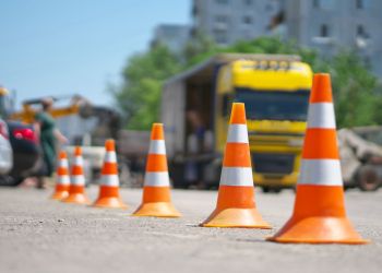 Utrudnienia na ul. Białobrzeskiej w Krośnie. Od 13 października ruch wahadłowy 3 - Polskie Radio Rzeszów Utrudnienia na ul. Białobrzeskiej w Krośnie. Od 13 października ruch wahadłowy