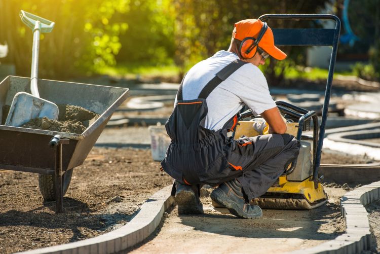Więcej wypadków przy pracy na&nbsp;Podkarpaciu. 1395 osób poszkodowanych
