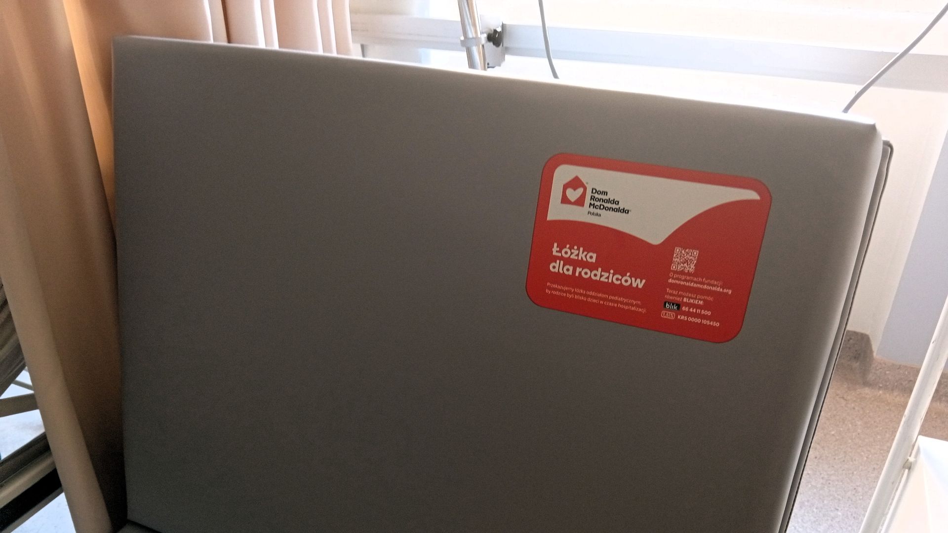 Wojewódzki Szpital w Tarnobrzegu otrzymał 11 łóżek dla rodziców - Polskie Radio Rzeszów