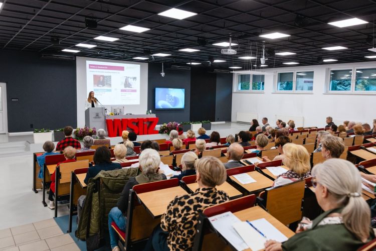 Zdrowie, cyberbezpieczeństwo i języki. Akademia 50+ rozpoczęła nowy rok 1 - Polskie Radio Rzeszów Zdrowie, cyberbezpieczeństwo i języki. Akademia 50+ rozpoczęła nowy rok