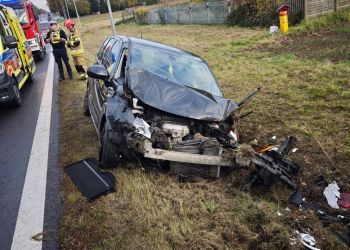 Wypadek w Gwizdaju. Trzy osoby w szpitalu, utrudnienia w kierunku Przeworska 23 - Polskie Radio Rzeszów Wypadek w Gwizdaju. Trzy osoby w szpitalu, utrudnienia w kierunku Przeworska